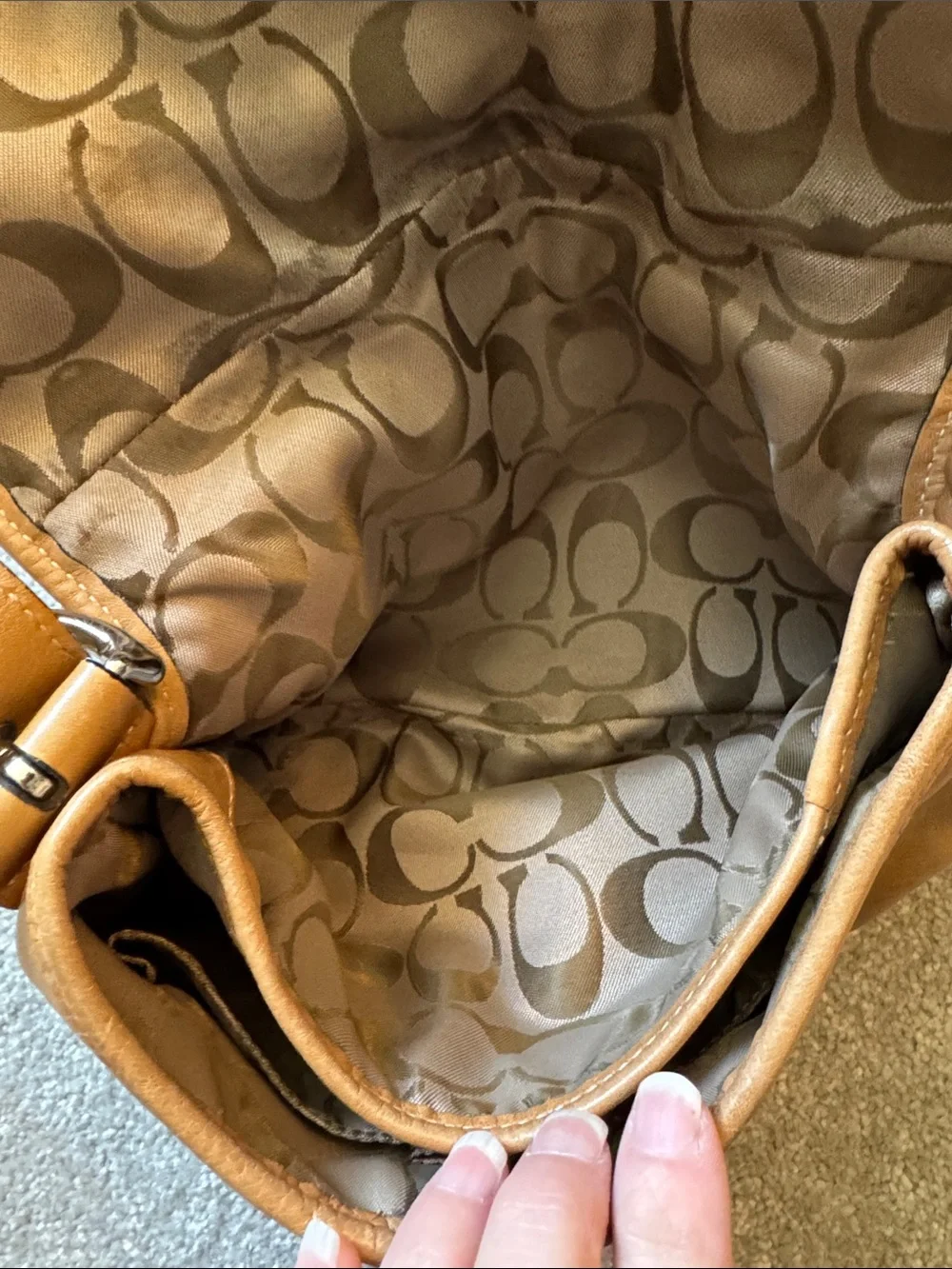 Coach Vintage British Tan Soho Small Buckle Flap Shoulder Bag w/Matching Wallet - Picture 10 of 16
